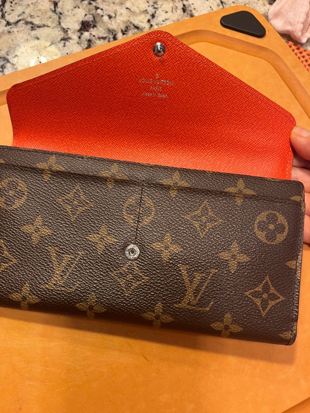 Louis Vuitton Monogram Canvas Wallet with Orange Epi Leather Flap - Picture 4 of 11
